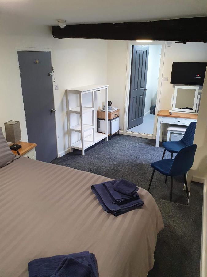 Red Lion Rooms - Self Check In Dalton-in-Furness Esterno foto
